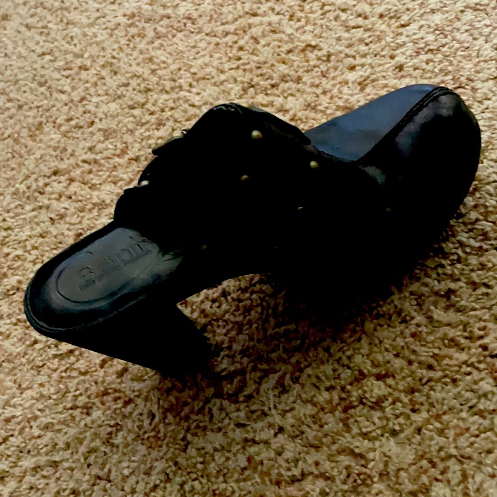 Born wedge slip ons size 7 black leather